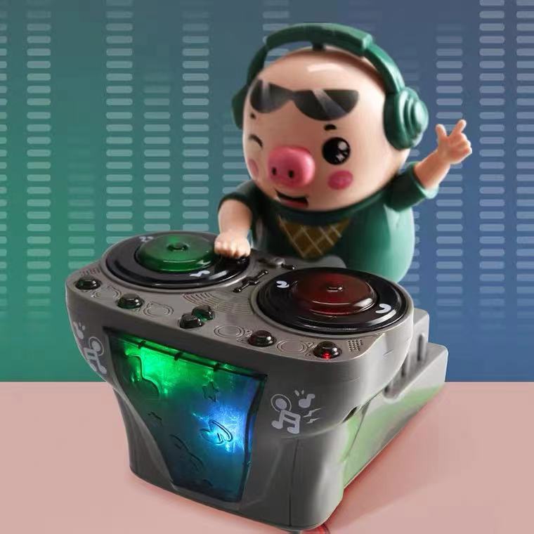 DJ电动打碟小猪声光会动身体摇摆唱歌跳舞小猪婴儿网红同款电玩具